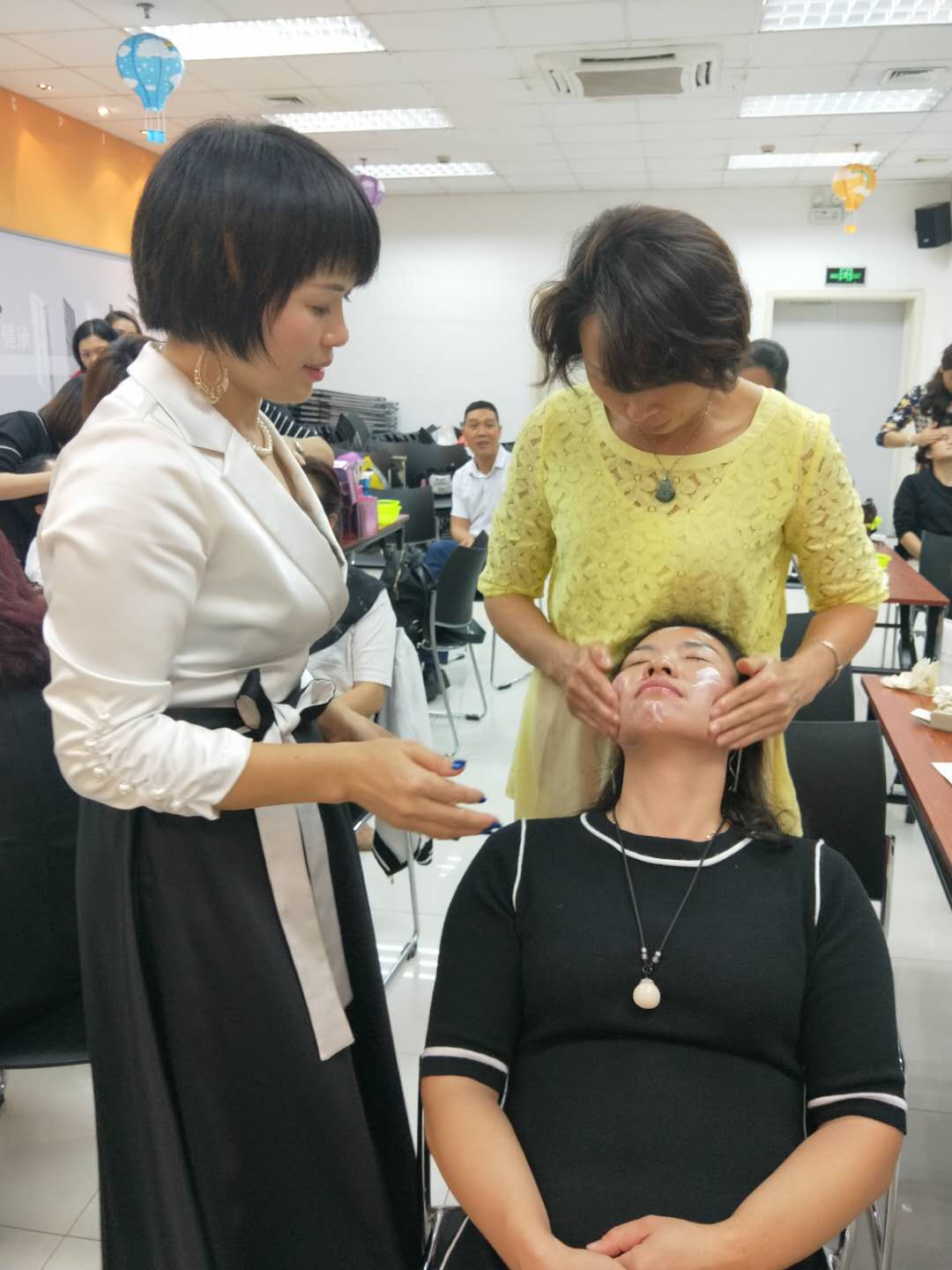 ���������ݻ��y��Ӗ�n��