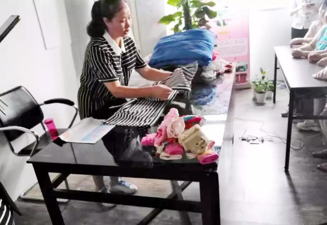 ��ķ��ɩ�ؠt����ɳ��B(t��i)����ȸ����ĩ��Ӗ(x��n)���c(di��n)æ��