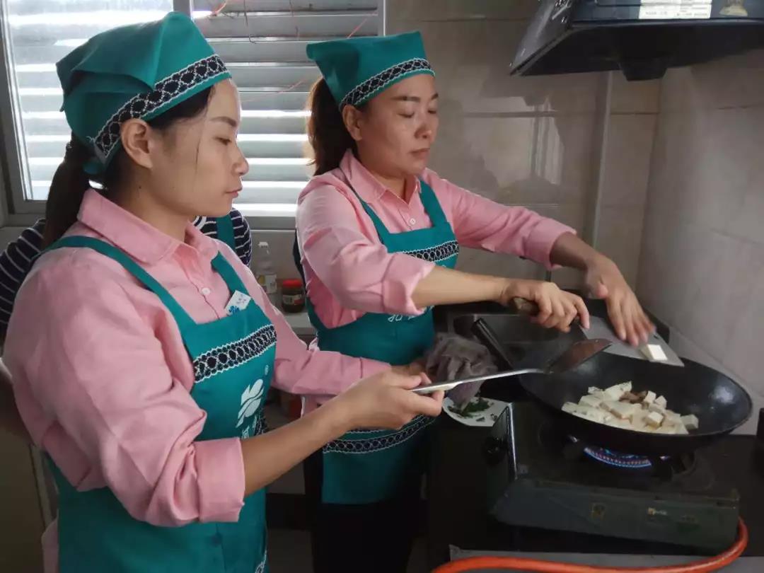 ��֪ͨ��8��20����ɩ��Ӗ(x��n)�_�n��������